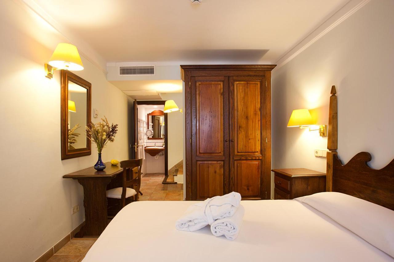 Hotel Cala Sant Vicenc - Adults Only Cala San Vicente  Luaran gambar