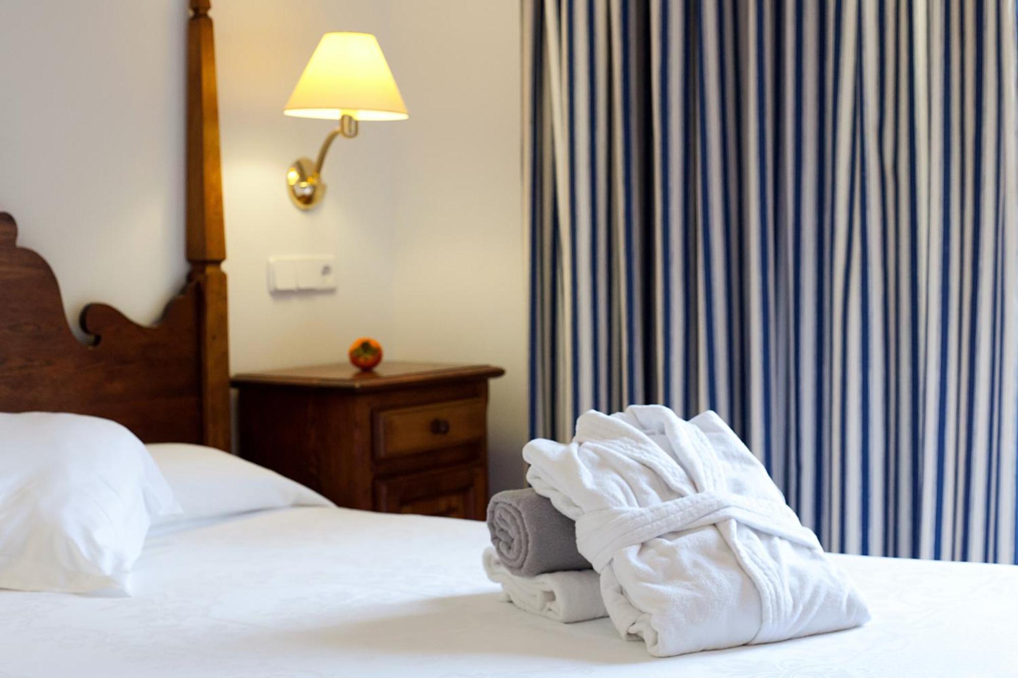 Hotel Cala Sant Vicenc - Adults Only Cala San Vicente  Luaran gambar